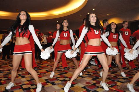 the girls of utah utah cheerleaders at 2010 las vegas bowl pep rally