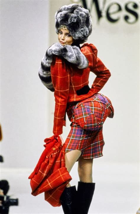 vivienne westwood s 7 most iconic fashion moments preview ph