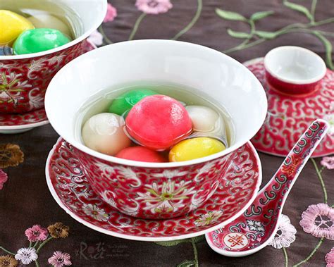 Yuan xiao or tang yuan (glutinous rice ball recipe) is a must eat item during the lantern festival. 湯圓) Tang Yuan: Winter Solstice And Song
