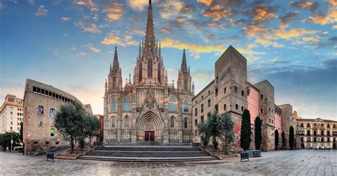 10 Top-rated Tourist Sights in Barcelona, Spain - The Style Inspiration