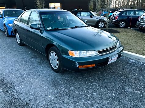 Information brand new tires 20 days old, battery,ac excellent condition, family used car, price negotiable and small works to be done. Curbside Classic: 1996 Honda Accord LX - In Accordance ...