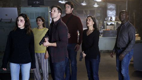 Nbc Un Cancels Timeless For Two Part Series Finale Hollywood Reporter