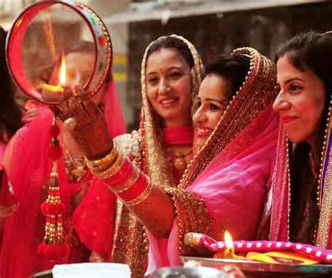Karwa Chauth 2020 Heres All You Need To Know About Shubh Muhurat