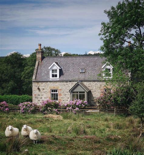 Annette Lane On Twitter Scottish Cottages Scottish Countryside
