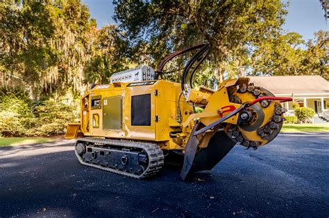 Morbark Introduces New Rayco Articulated Loader And Stump Cutter M