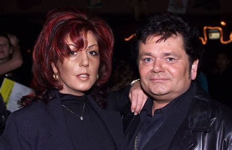 Uit De Oude Doos Dít Is Hoe Rachel Hazes Er Vroeger Uitzag