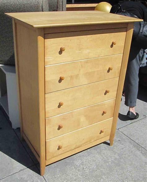 Uhuru Furniture And Collectibles Sold 5 Drawer Chest Of Drawers 115