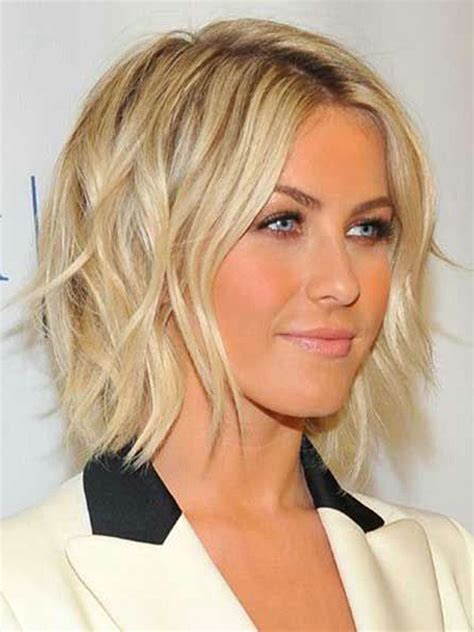 Short hair for oval faces can look super cute when styled forward onto the forehead and toward the chin, like in this edgy straight hairstyle. 20 Collection of Medium Haircuts For Thin Hair And Oval Face