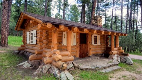 The black hills ponderosa place is located in custer, sd. Housekeeping Cabin - 1 Queen (H1DC) » Cabins ...
