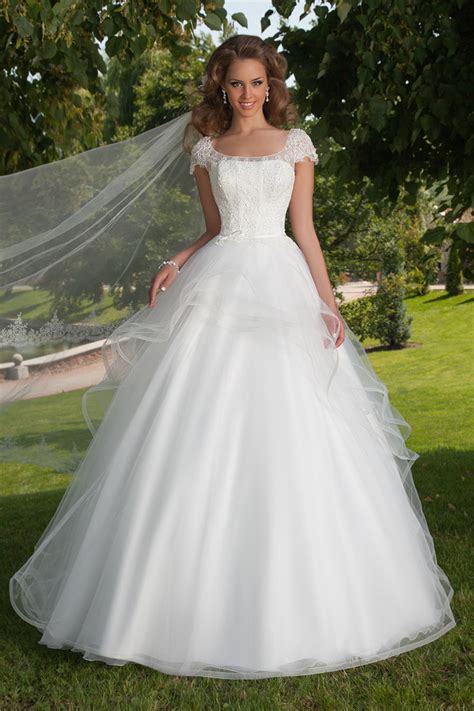 Can You Add Long Sleeves To A Wedding Dress Without Simple Style