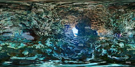 360° View Of Animal Flower Cave 3 Alamy