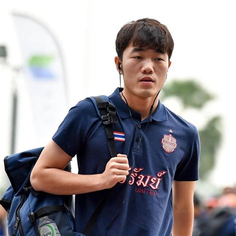 Phải chăng đã đến lúc chàng híp nên trở về mái nhà hagl? Xuân Trường dự bị, Buriram United hòa tẻ nhạt. Lương Xuân ...