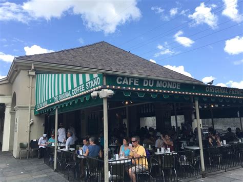 Welcome to the official café du monde facebook page. Cafe du Monde - New Orleans - Chew Your Chow