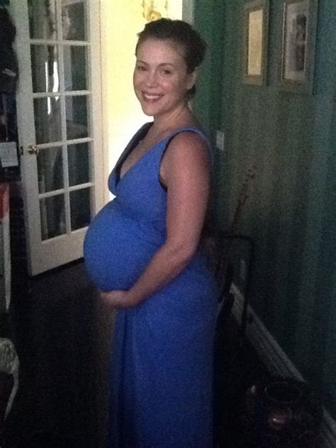 Pregnant Alyssa Milano R Pregcelebs