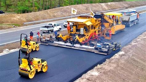 Incredible Modern Road Construction Machines Fast Concrete Paving
