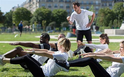 Découvrez les ateliers de cuisine et pâtisserie à paris. Des cours collectifs gratuits avec « Paris Sport - Ville de Paris
