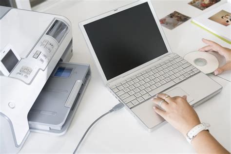 The laptops battery level drops normally so it must really not be charging. How to Charge a HP Laptop Battery | Techwalla