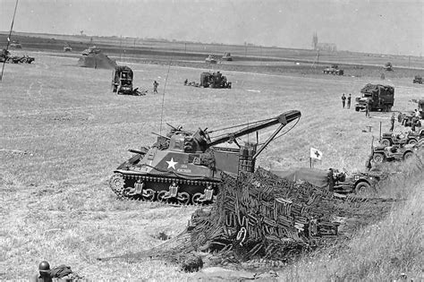 7th Armored Division Tank Recovery Vehicle M31 T2 At Chartres France
