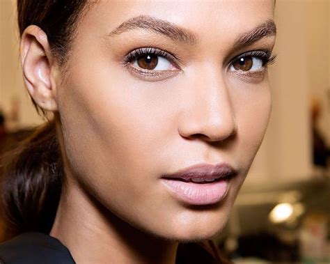 7 Makeup Tricks For Those With Narrow Faces Cheekbones Makeup Makeup Tips Fair Skin Makeup