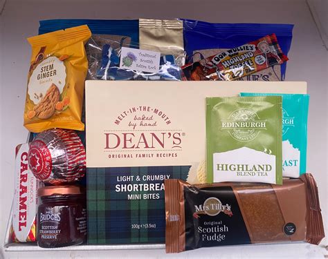 Ringtons Classic Hamper Available From Our Doorstep Delivery Service