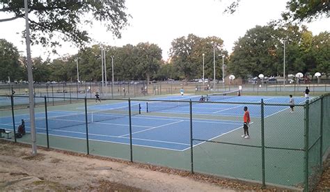 The tennis courts at mccarren park are located between berry street & bedford avenue, and nassau avenue & n. Tennis Courts - Parks & Recreation