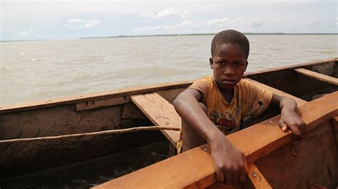 Child Slaves Risk Their Lives On Ghanas Lake Volta