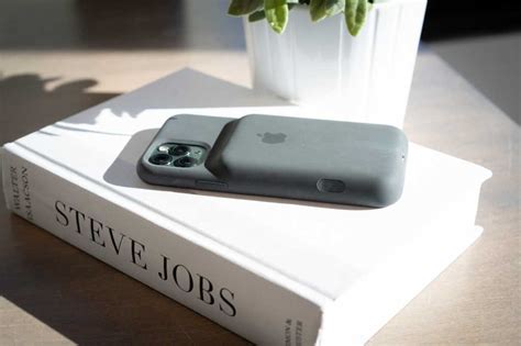 Apple Iphone 11 Pro Smart Battery Case Review Macworld