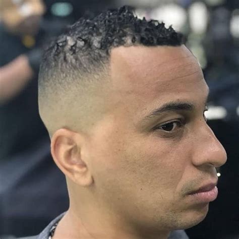 To complete this bald fade, we chose the 5 star balding clipper and the magic clip, finishing the look with the 5 star detailer. 15 High Bald Fade Haircuts You Should Try - Cool Men's Hair
