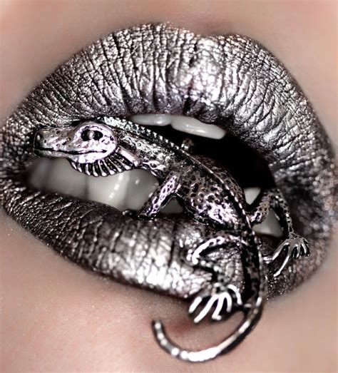 Instagram Theminaficent Lip Art Makeup Lipstick Art Makup Metallic