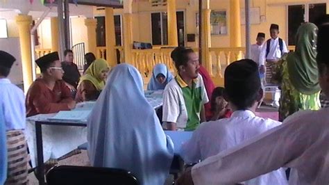 This is majlis hari anugerah cemerlang by dilaaaziz on vimeo, the home for high quality videos and the people who love them. SMR AGAMA CHUAH: Hari Anugerah Cemerlang SMRA Chuah 2010