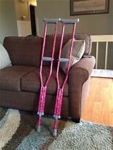 Pictures of How To Use One Crutch After Foot Surgery