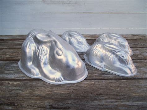 Aluminium Jelly Moulds Set Of 4 Rabbit Molds 1 Large Rabbit And 3