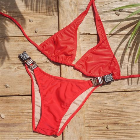 Álbumes 98 foto mujeres en bikini de encaje rojo el último