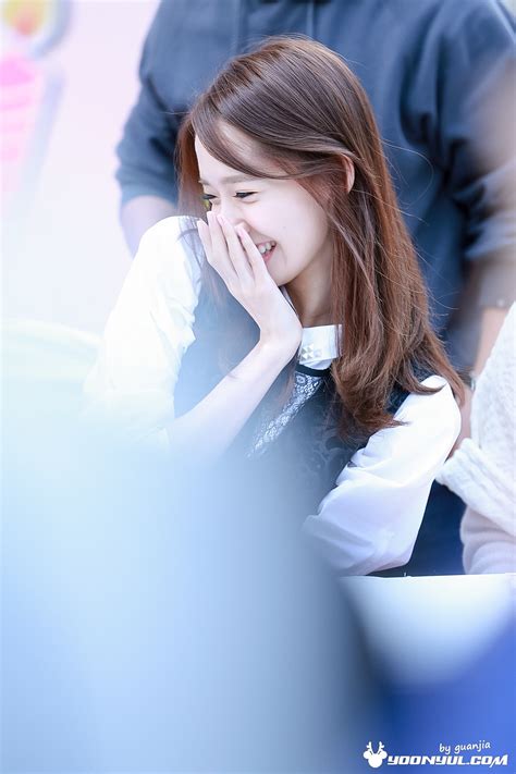 Yoona 131101 Lotte Mall 34th Anniversary Fansign Event