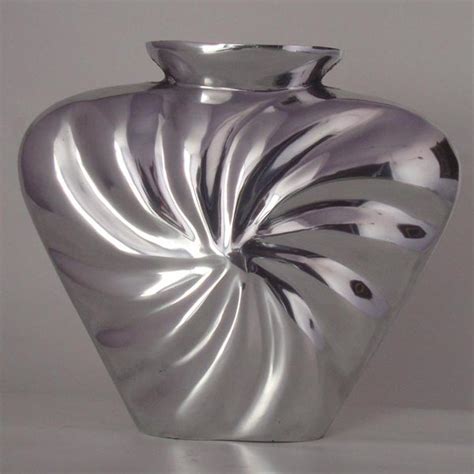 Decorative Metal Vases At Best Price In Amroha Id 1360430 Modest Export