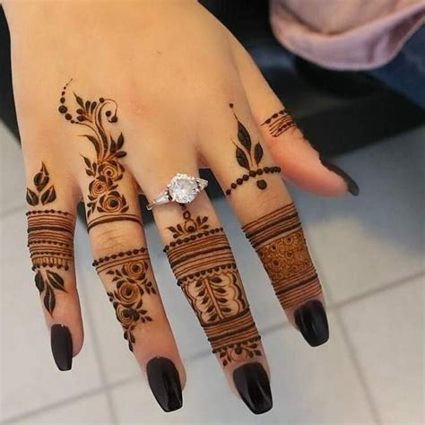 Pin By Sadaf Naik On Mehndi Mehndi Designs For Fingers Henna Designs