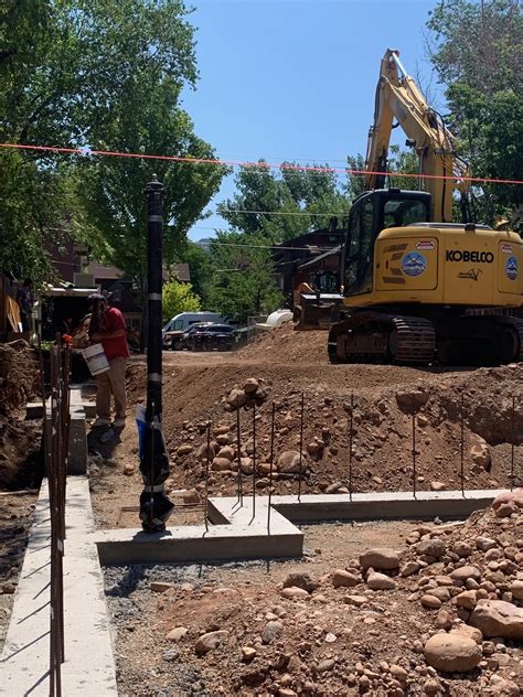 The first two generations were very similar in that both were based on the dodge dakota and ram pickup. Concrete Work and Pouring - Silverpick Contracting