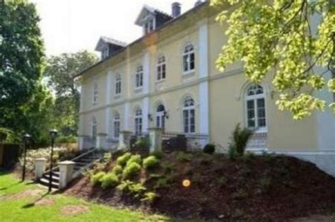 45m2 eine sehr gut ausgestattet küche, 2 schlafzimmer. Immobilien Competence - Herrschaftliches Anwesen zwischen ...