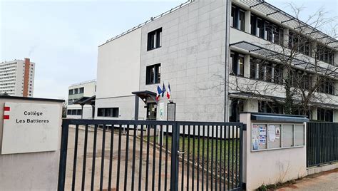 Lyon Enseignant Pris à Partie Après Un Cours Sur La Laïcité Les