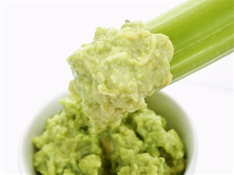 Avocado Yogurt Ranch Dip With Celery Recipe And Nutrition Eat This Much