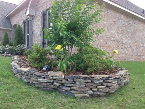 How To Install Stacked Stone Landscape Edging Stone Garden