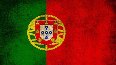 Green on the left (the shaft), red on the right (the wind). Portugal Flag - Wallpaper, High Definition, High Quality, Widescreen