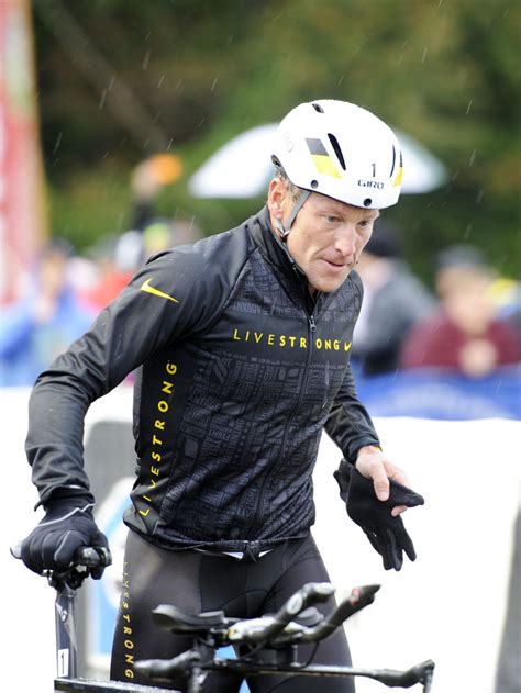 Lance Armstrong Races In Howard County Triathlon