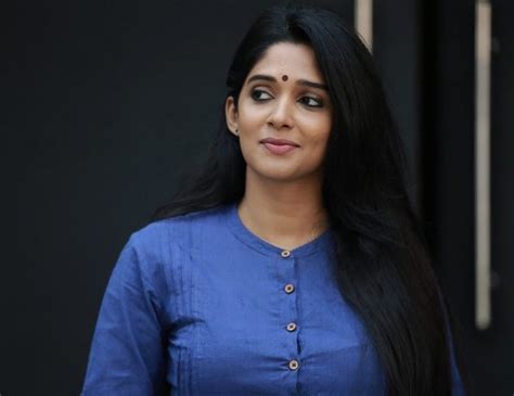 Nyla Usha Indian Actress Recent Album 5984 Malayalam Actress Nyla