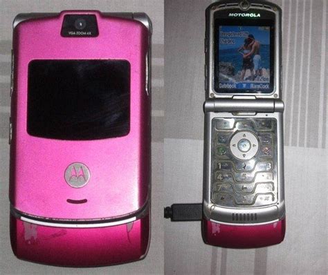 when you insisted on getting a motorola razr and then broke it by dropping it 31 things that