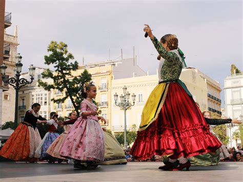 Grandmothers Mothers And Daughters Dancing The Fandango Of Albaida In