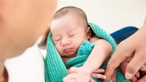 Apa Yang Perlu Dibuat Pada Rambut Bayi Baru Lahir Lisa Hill