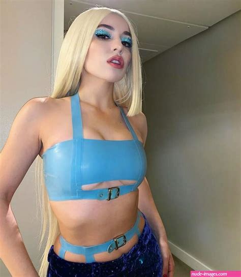 Ava Max Displays Her Sexy Tits Nude Images