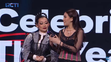 Pro Kontra Pertemuan Fuji Dan Aaliyah Massaid Dalam Satu Panggung Di Tiktok Awards 2023 Bikin