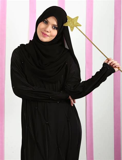 saudi abaya collection 1 ~ all what veiled woman need كل ما تحتاجه المحجبة